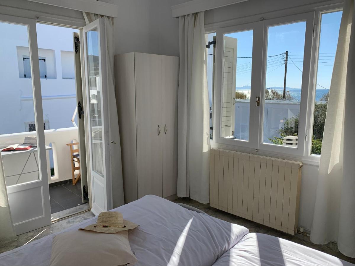 Studio Apartment Violetta At Livadia Beach Páros Dış mekan fotoğraf